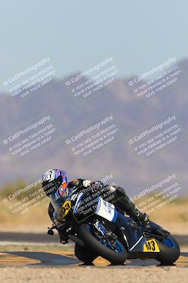 media/Mar-22-2025-CVMA (Sat) [[462c0ffedb]]/Race 13-Amateur Supersport Middleweight/